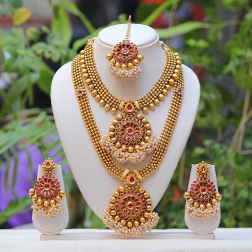 Jewellery piece 2